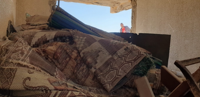 Hafter okullara da saldırıyor